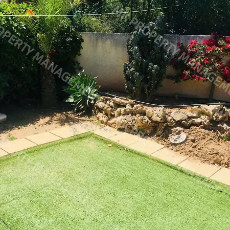 Hébergement de vacances Rustic Garden House *