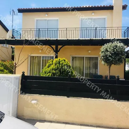 בית נופש Rustic Garden House *
