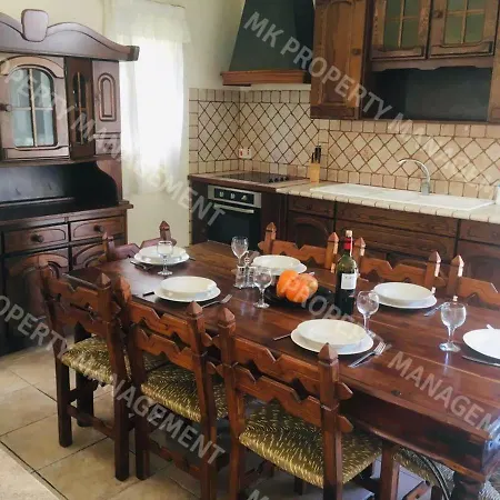 Dom wakacyjny Rustic Garden House